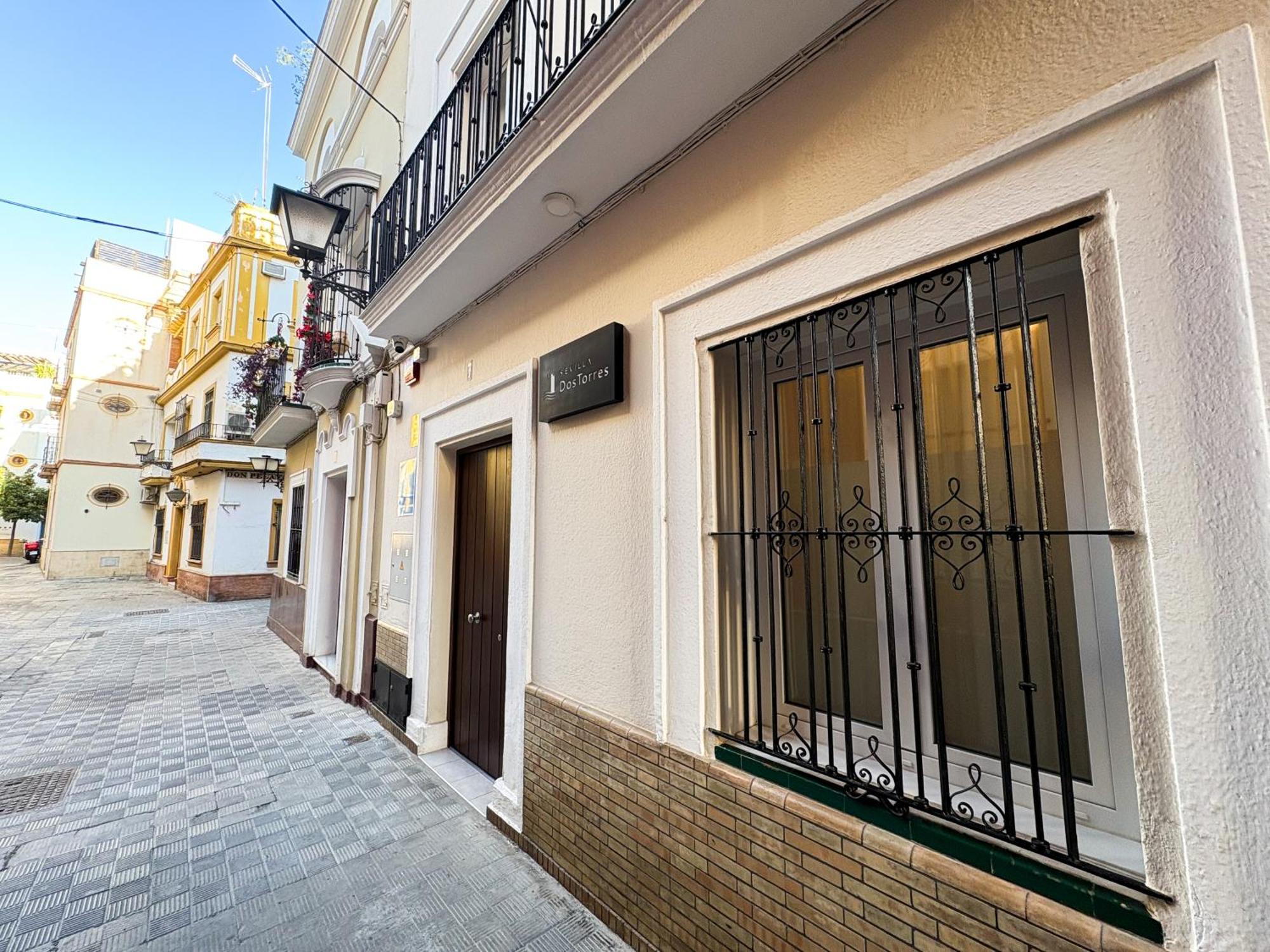 Sevilla Dostorres Buitenkant foto